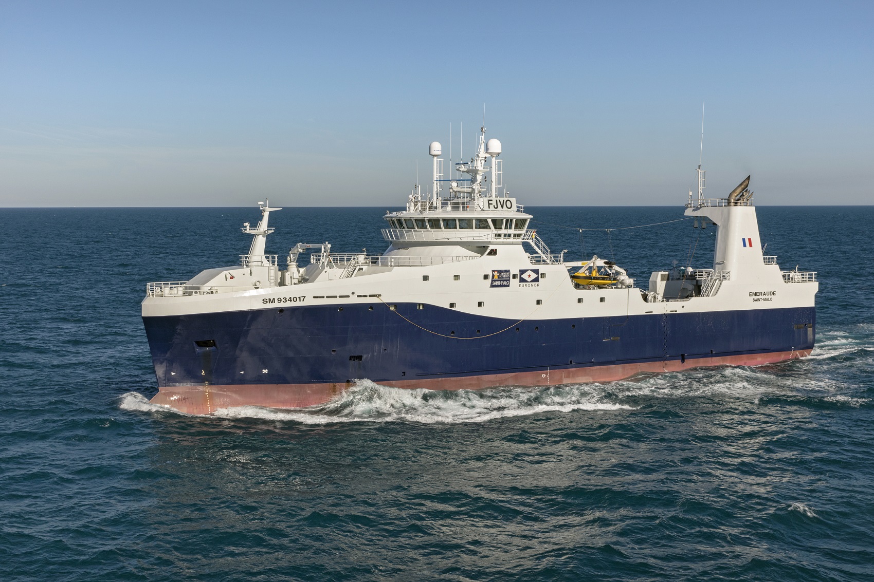 Emeraude 1 Smaller For Facebook